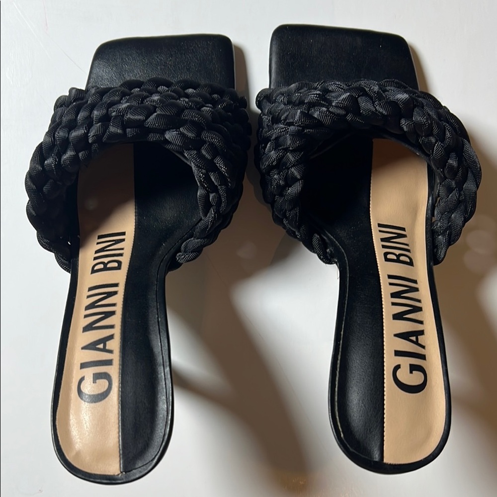 Gianni Bini Black Braided Sandals Size 7.5